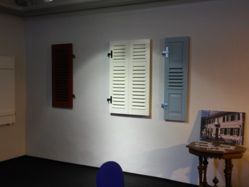 Ausstellung Holz-Fensterläden